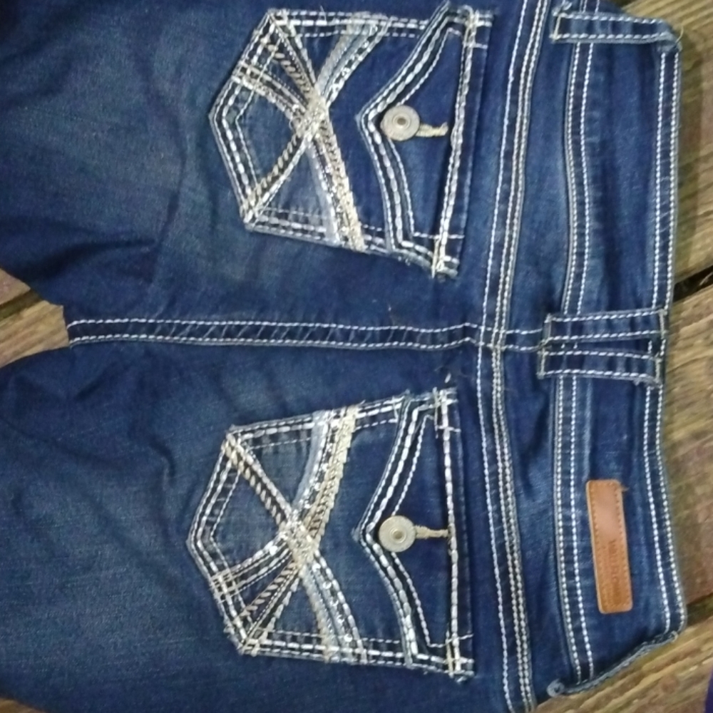Wallflower jeans